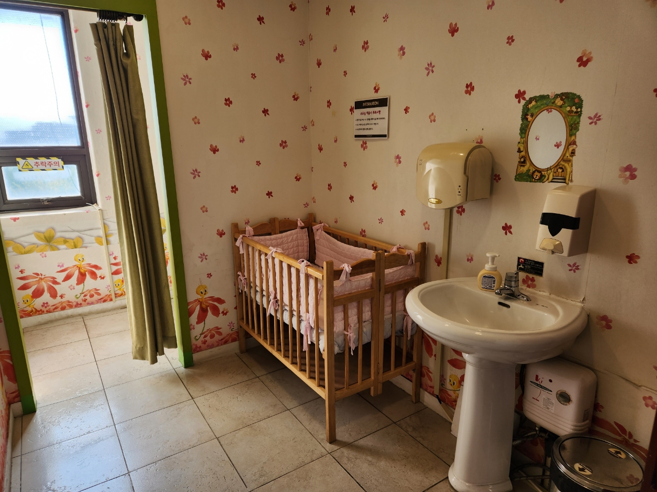 수유시설 사진2